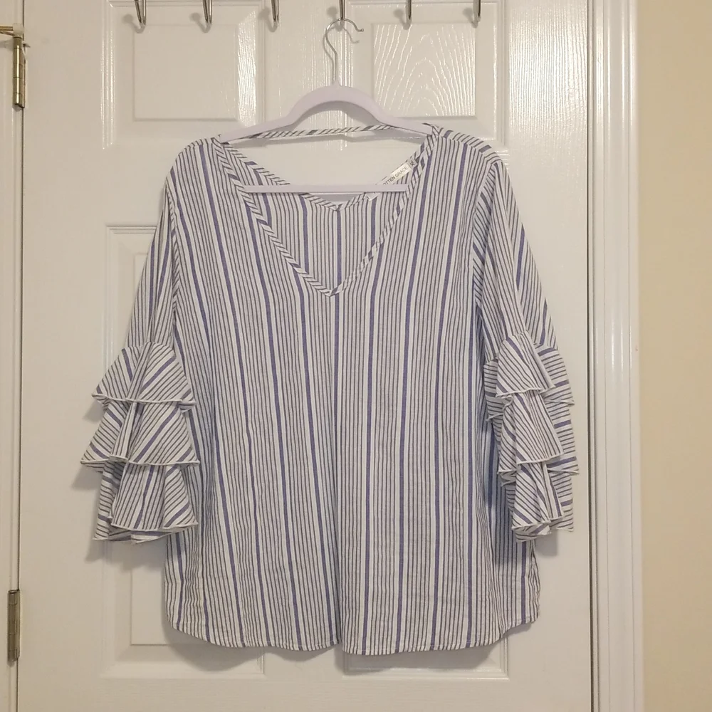 2 for $10 Forgotten Grace XL Triple Ruffle Sleeve Top Size XL NWOT - Picture 1 of 8